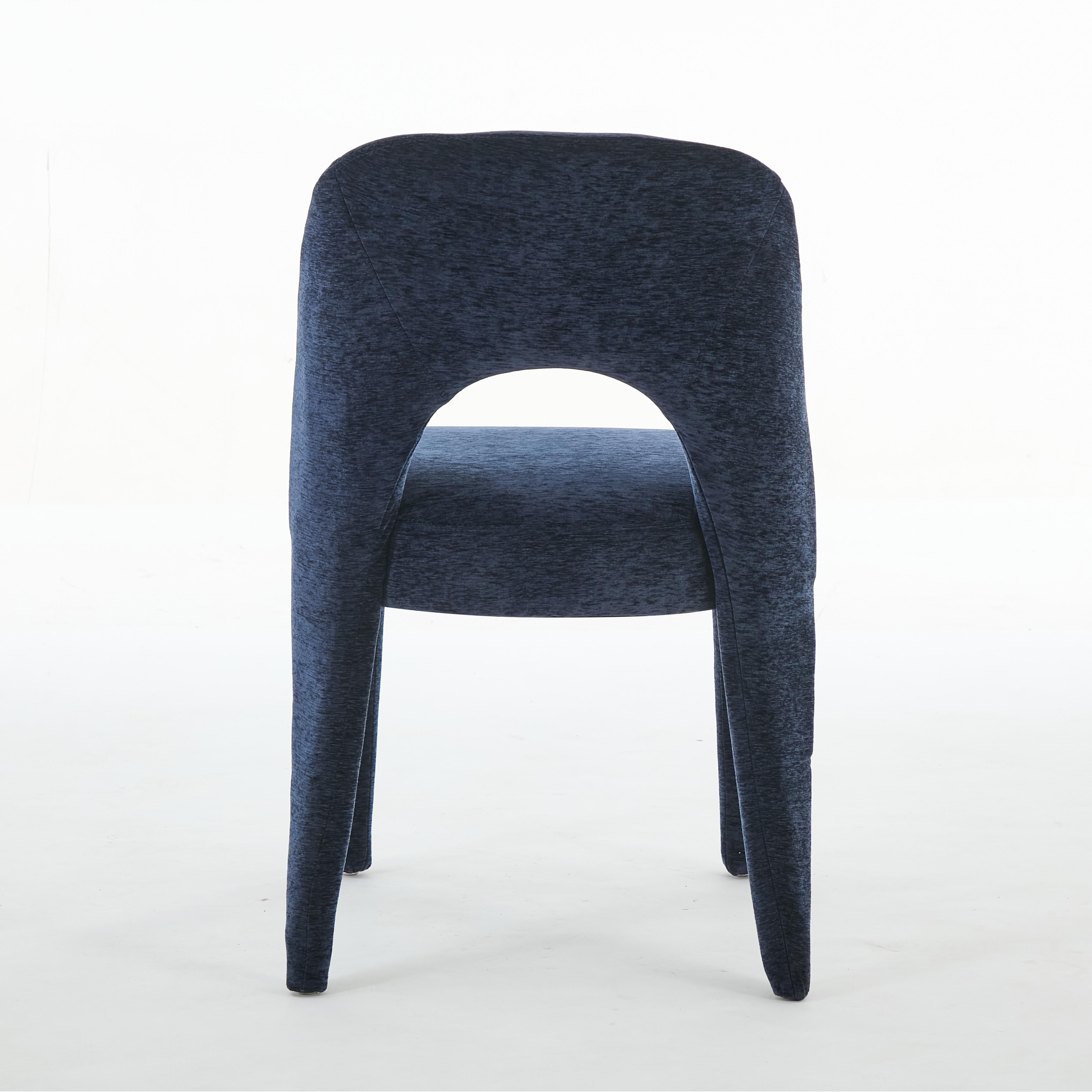 Set of 2 Dining Chairs Features a Hollowed-Out backrest Design for Restaurant Kitchens