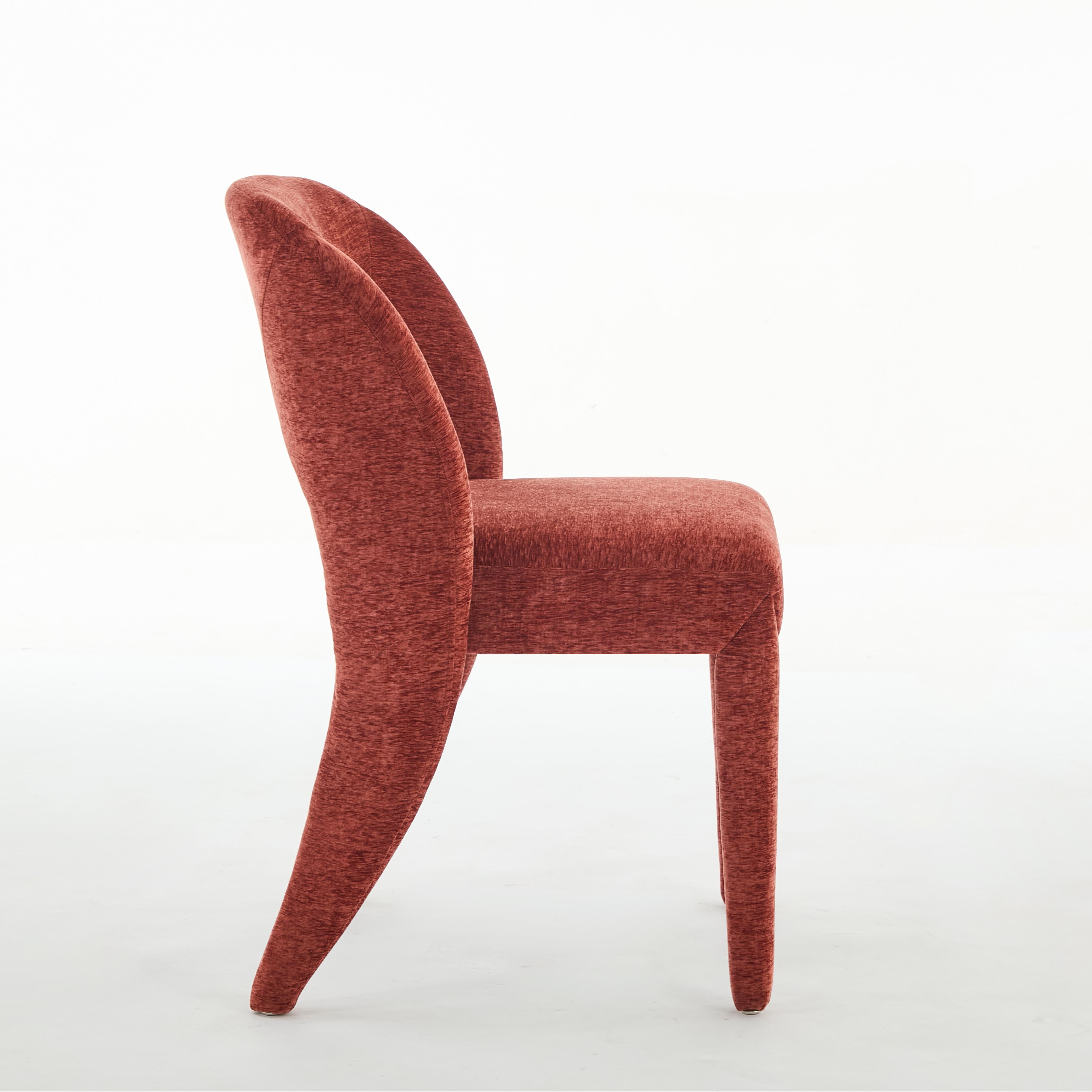 Set of 2 Dining Chairs Features a Hollowed-Out backrest Design for Restaurant Kitchens