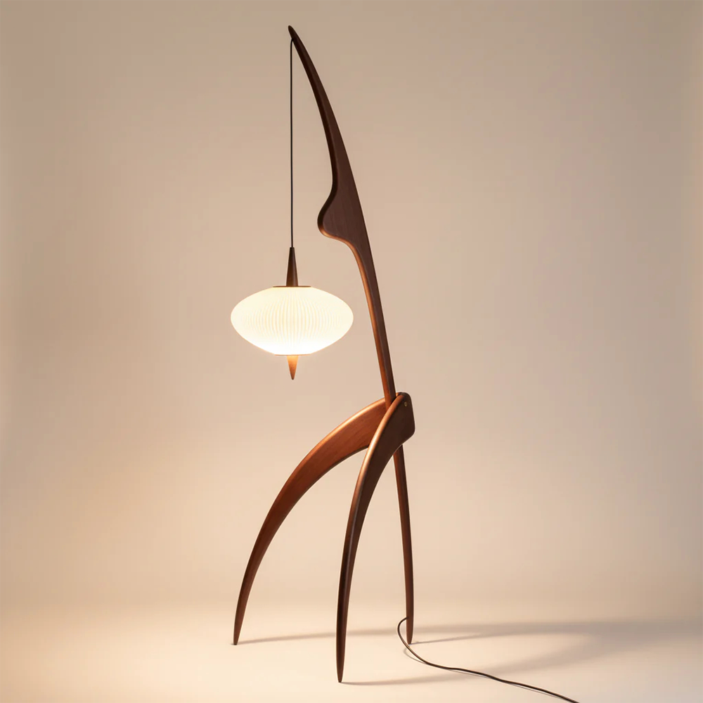 Creative Mantis Floor Lamp | Sculptural Wood Arc Light Walnut | Airayvis