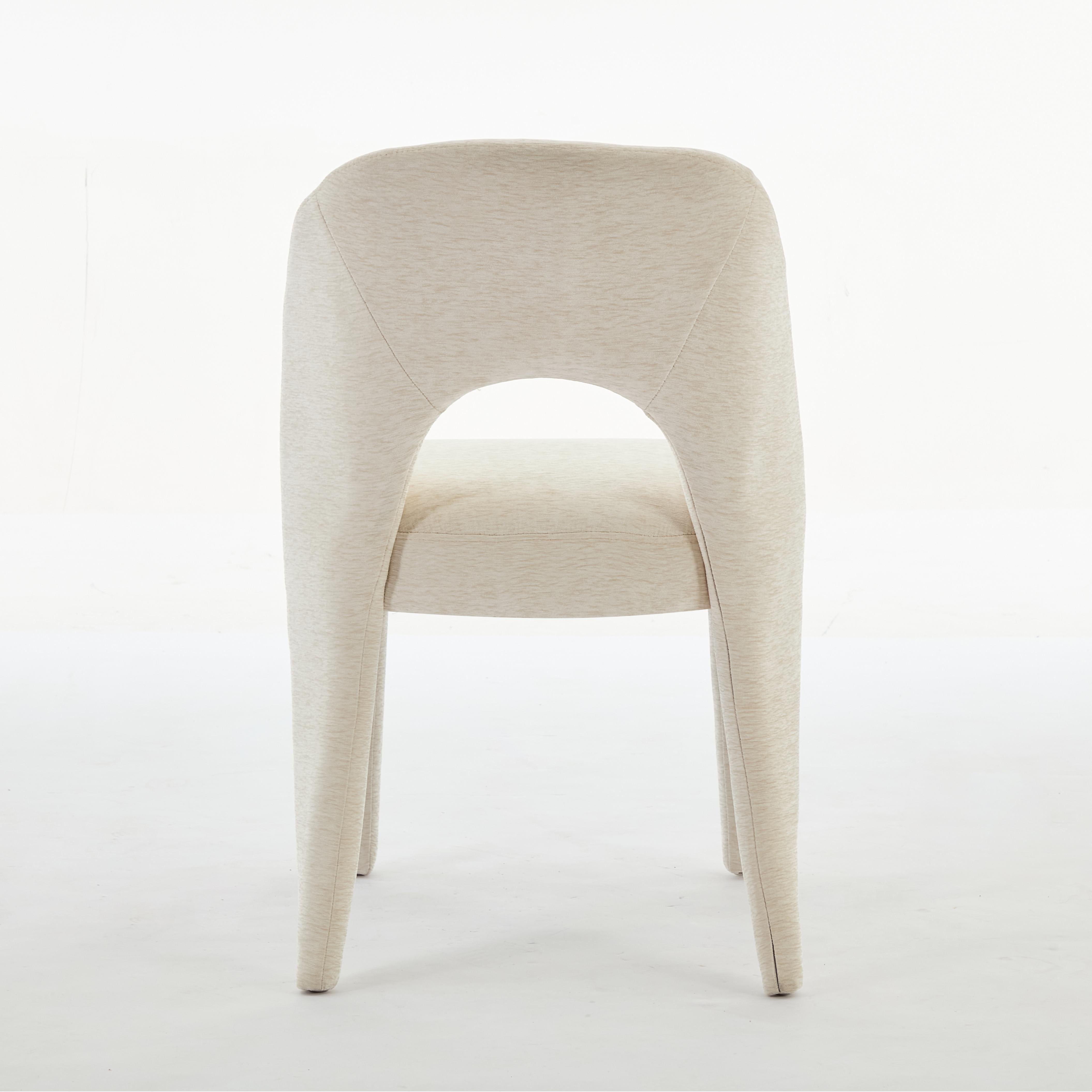 Set of 2 Dining Chairs Features a Hollowed-Out backrest Design for Restaurant Kitchens